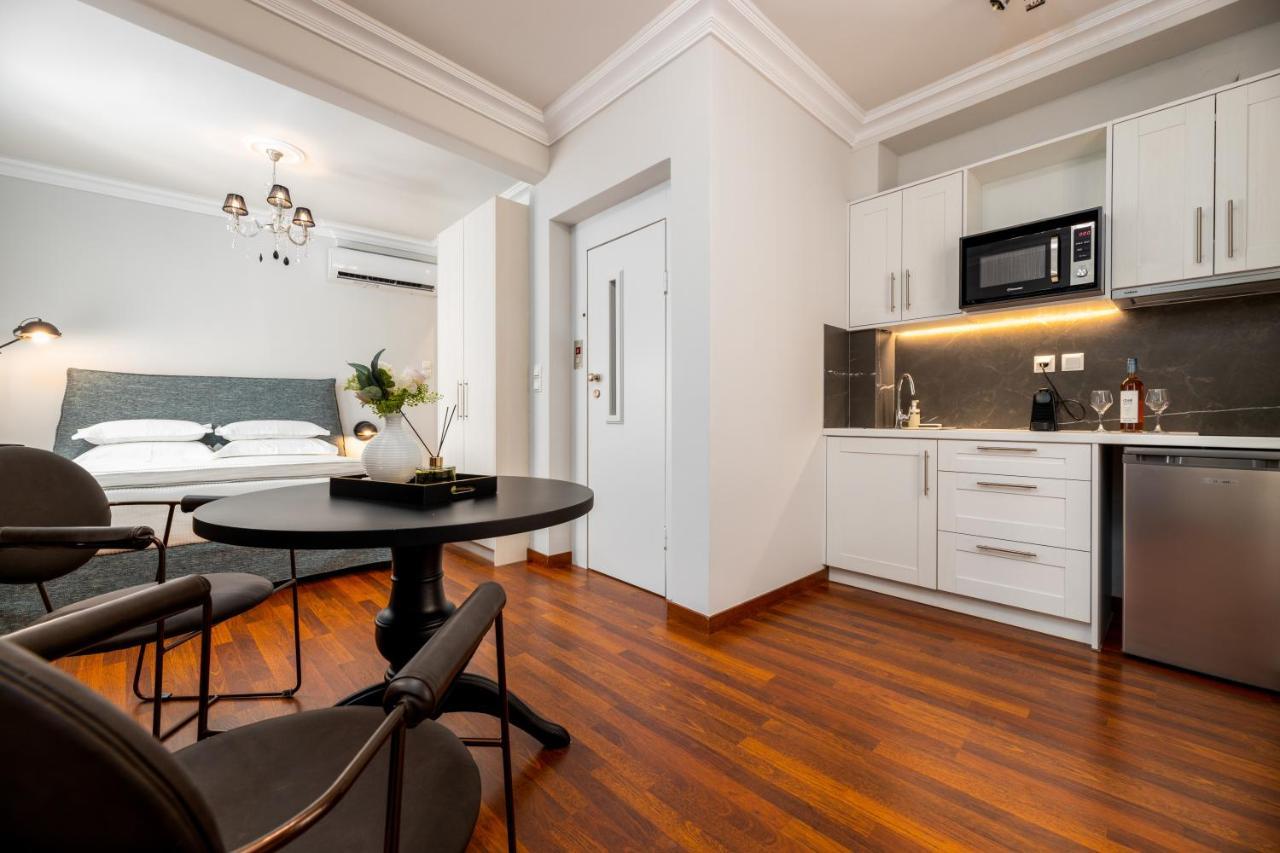Asty Luxury Apartments Atenas Exterior foto