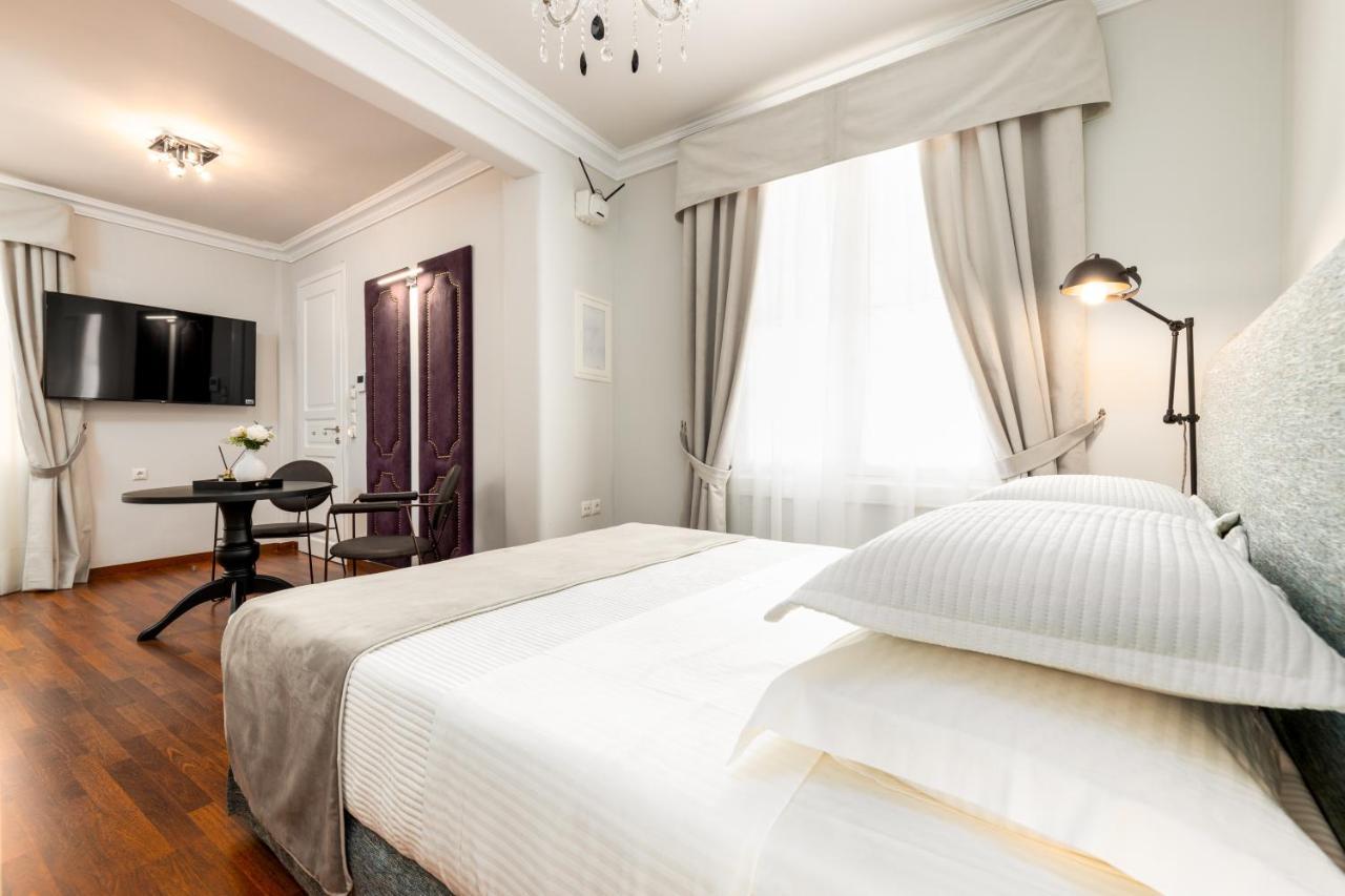 Asty Luxury Apartments Atenas Exterior foto