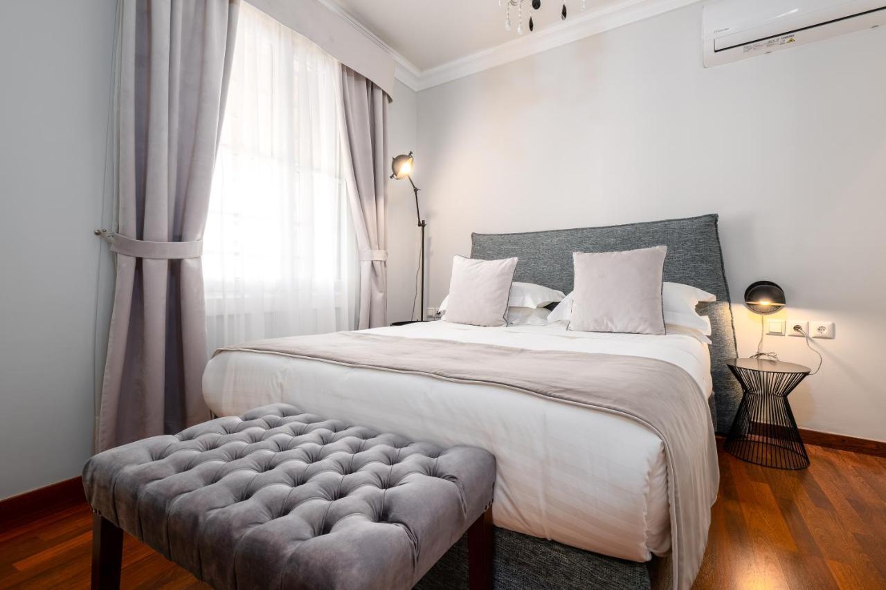 Asty Luxury Apartments Atenas Exterior foto
