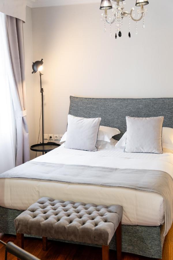 Asty Luxury Apartments Atenas Exterior foto