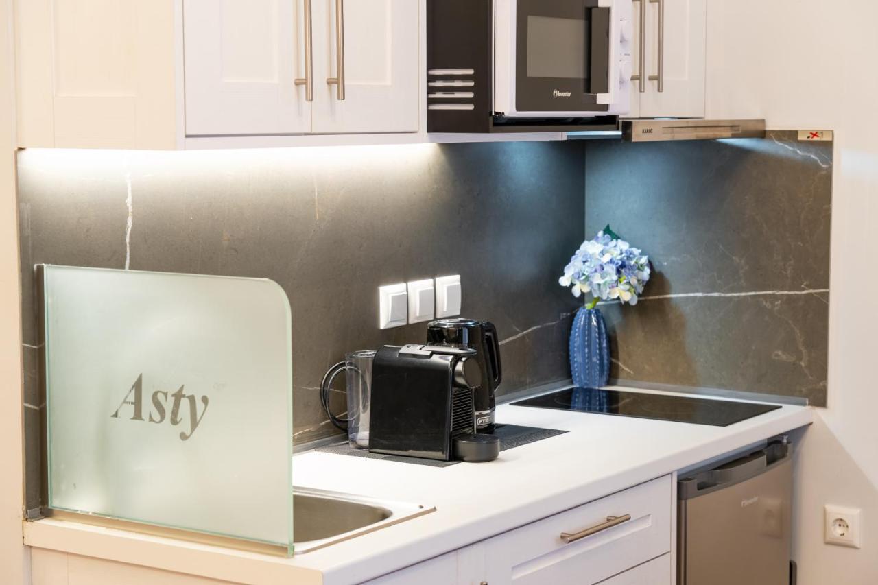 Asty Luxury Apartments Atenas Exterior foto