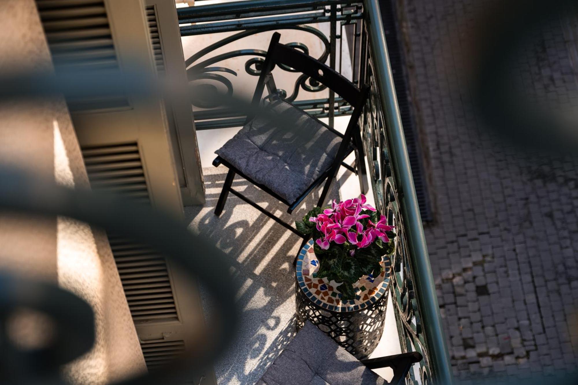 Asty Luxury Apartments Atenas Exterior foto